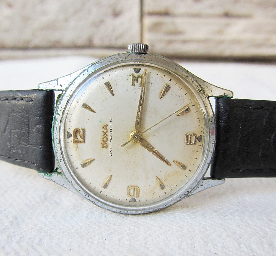 vintage doxa watches